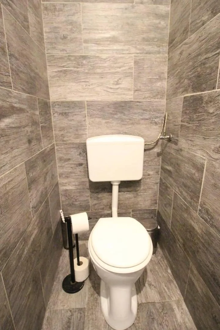 Apartment Family Studio In Akh Area Vienna Austria